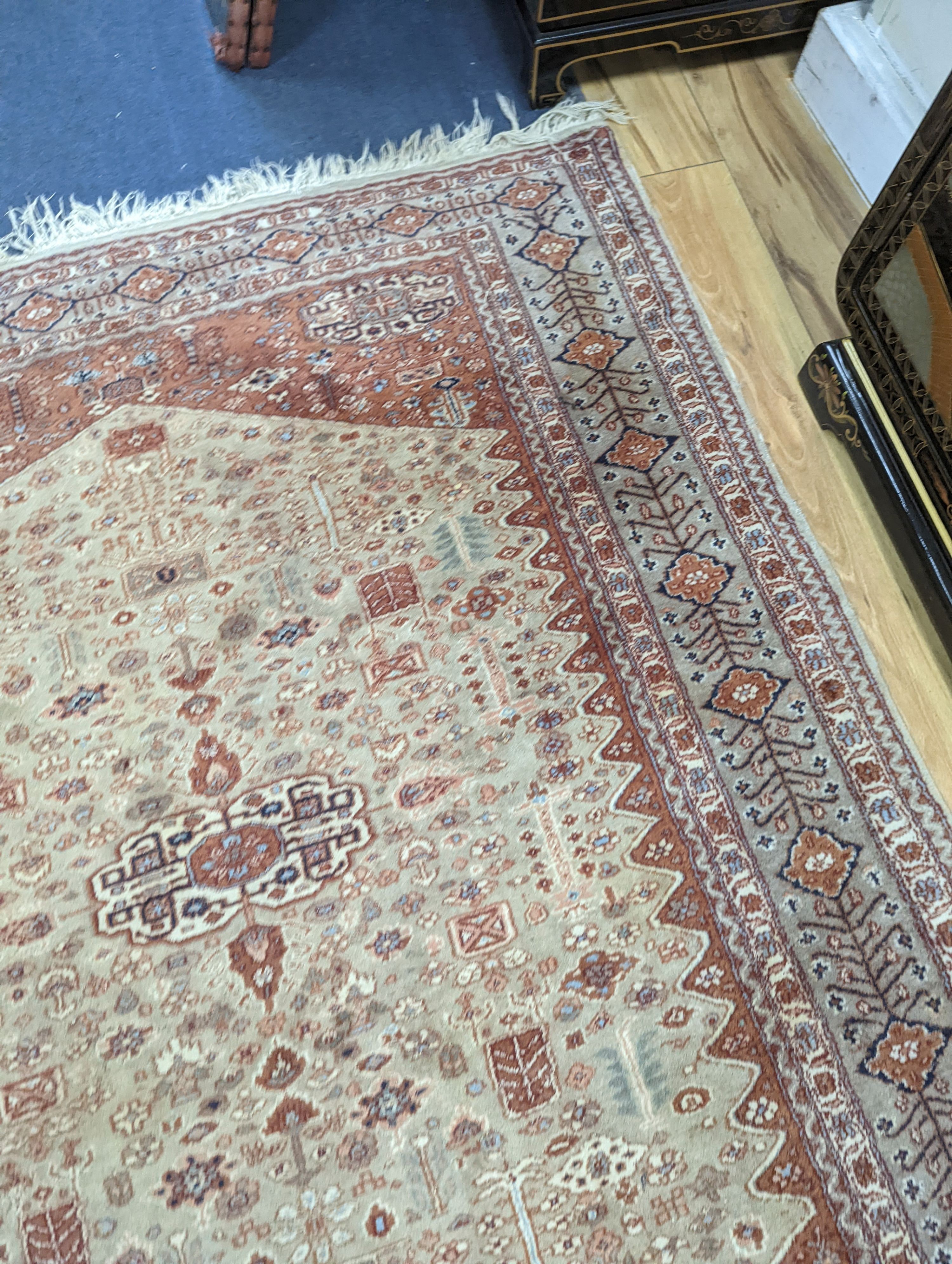 A North West Persian camel ground rug. 170x130cm.